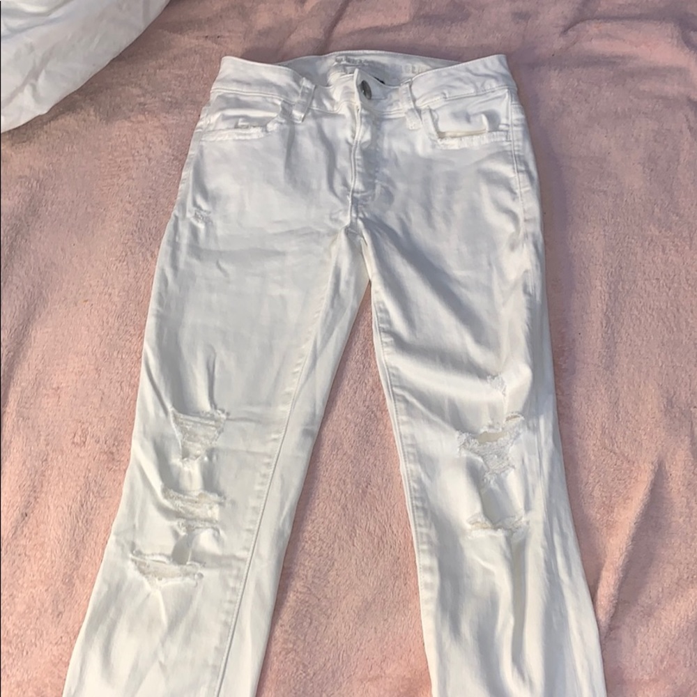 american eagle white capri jeans